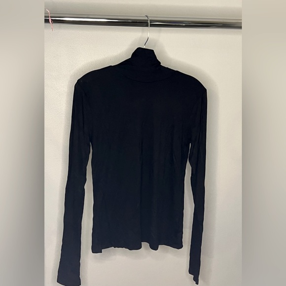 Black Long Sleeve Turtle Neck - Picture 2 of 3